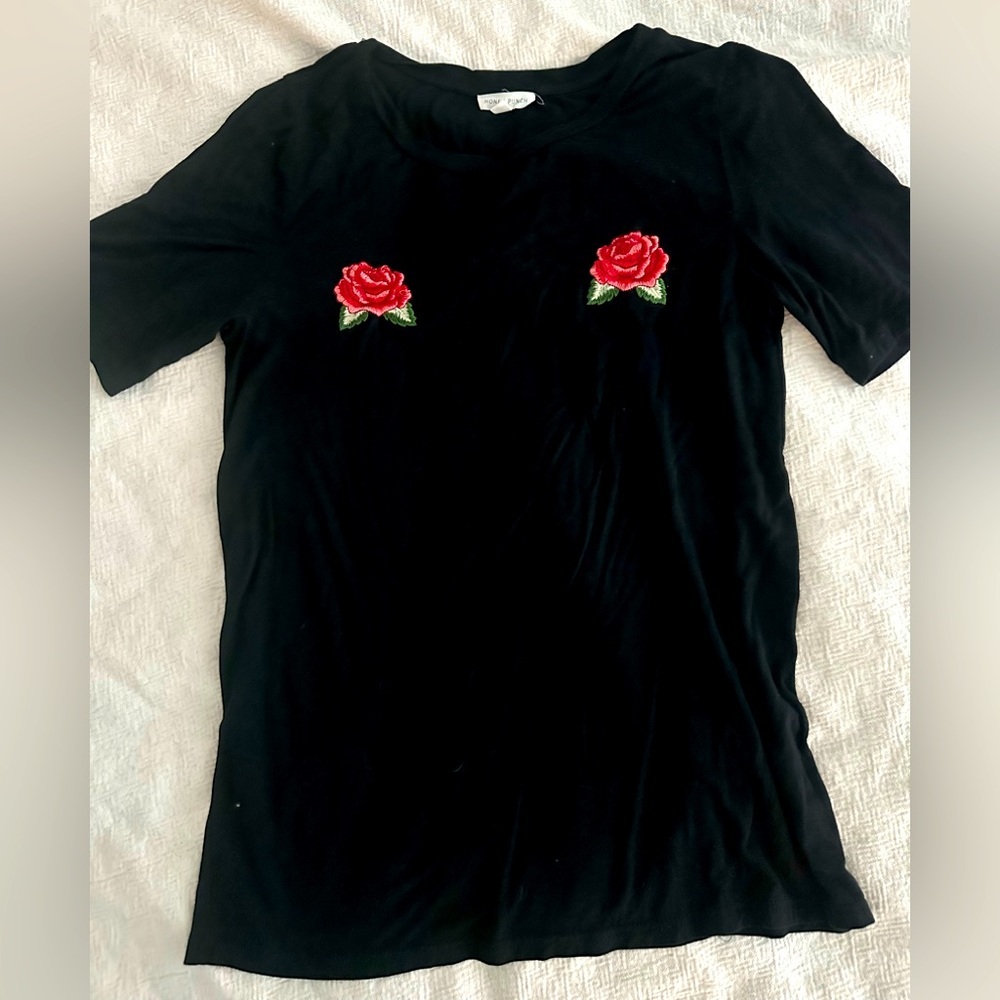 Rose t shirt